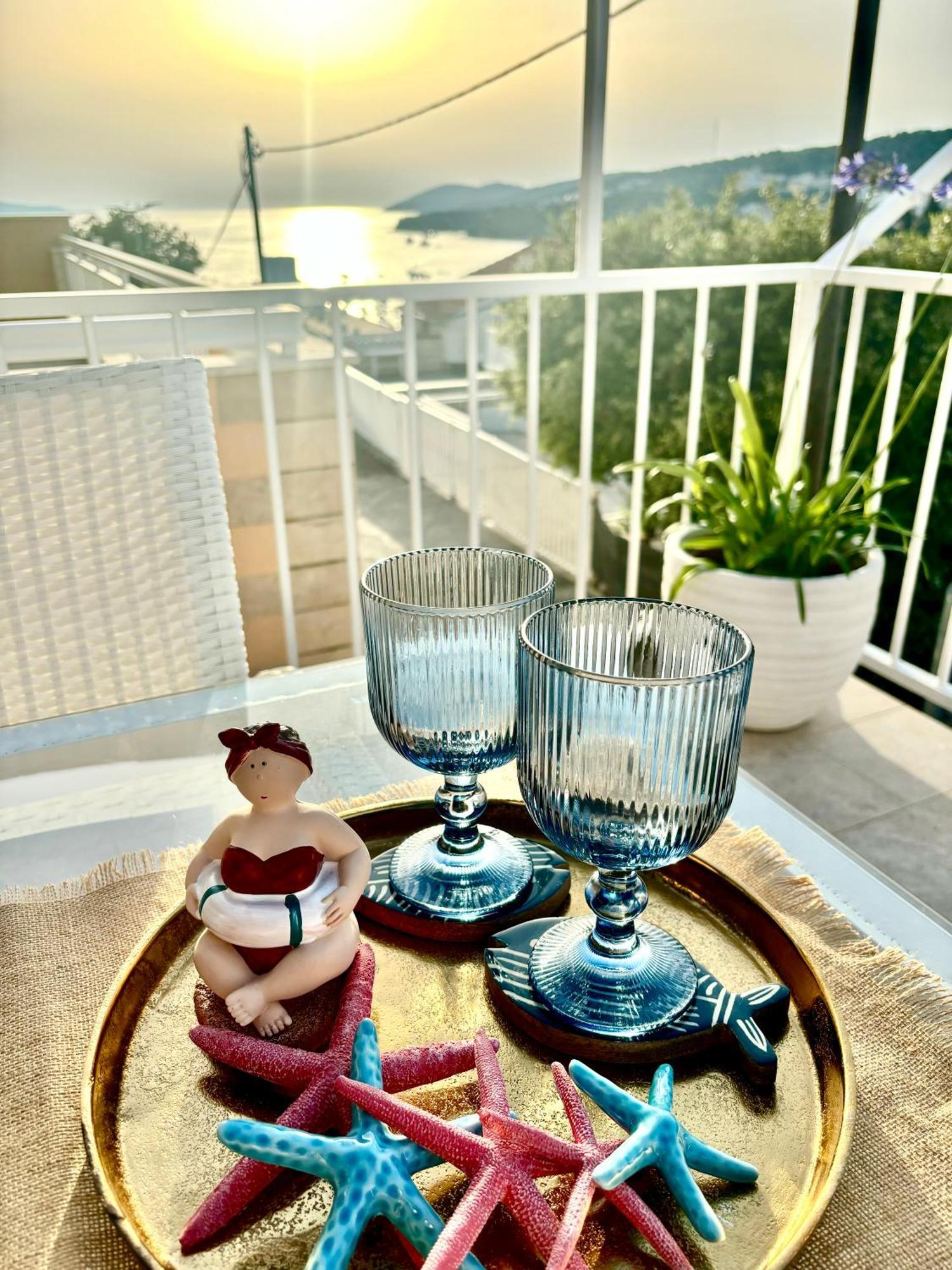 Apartment Sunny Elza 2 Đảo Hvar Ngoại thất bức ảnh