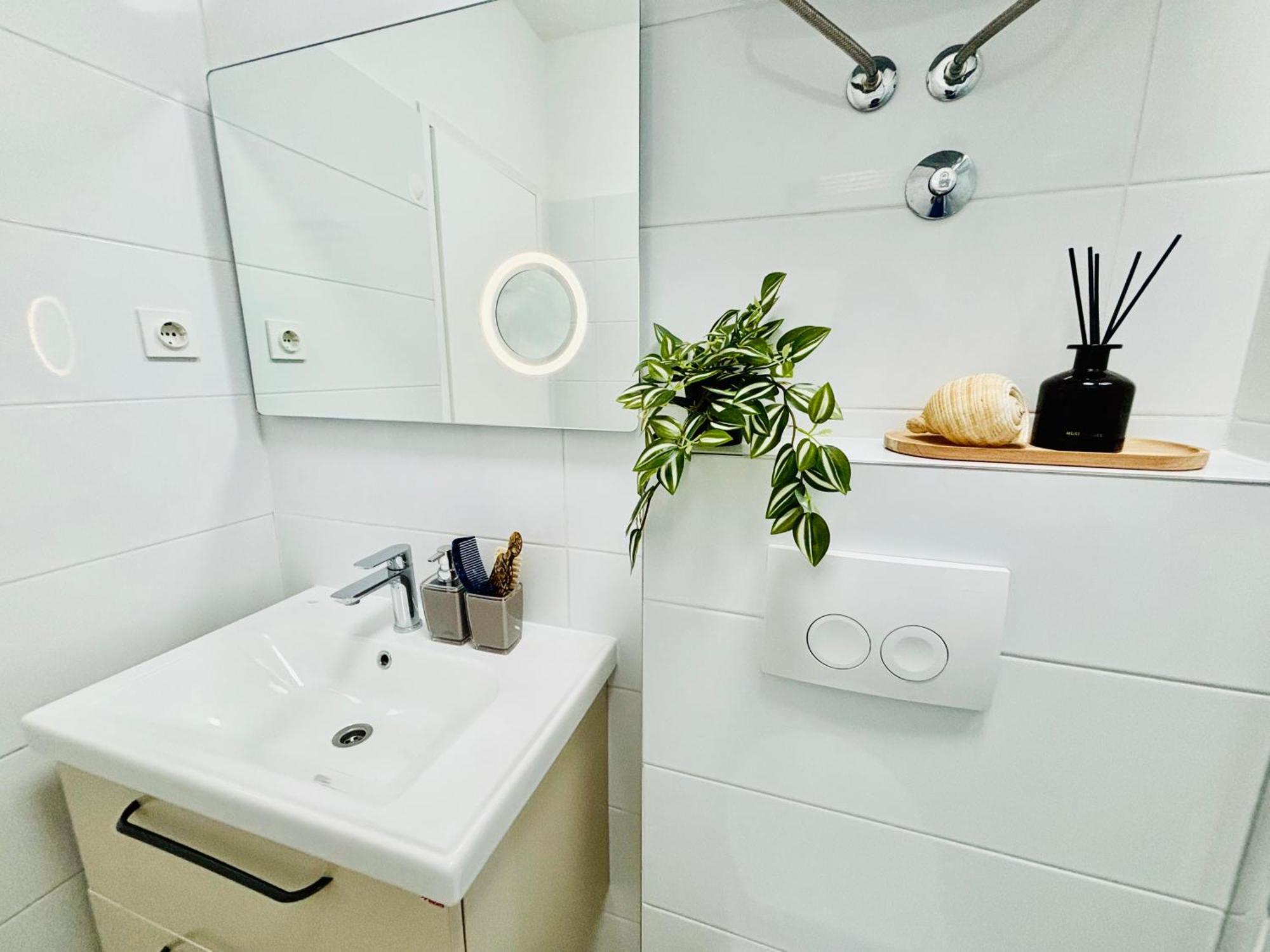 Apartment Sunny Elza 2 Đảo Hvar Ngoại thất bức ảnh