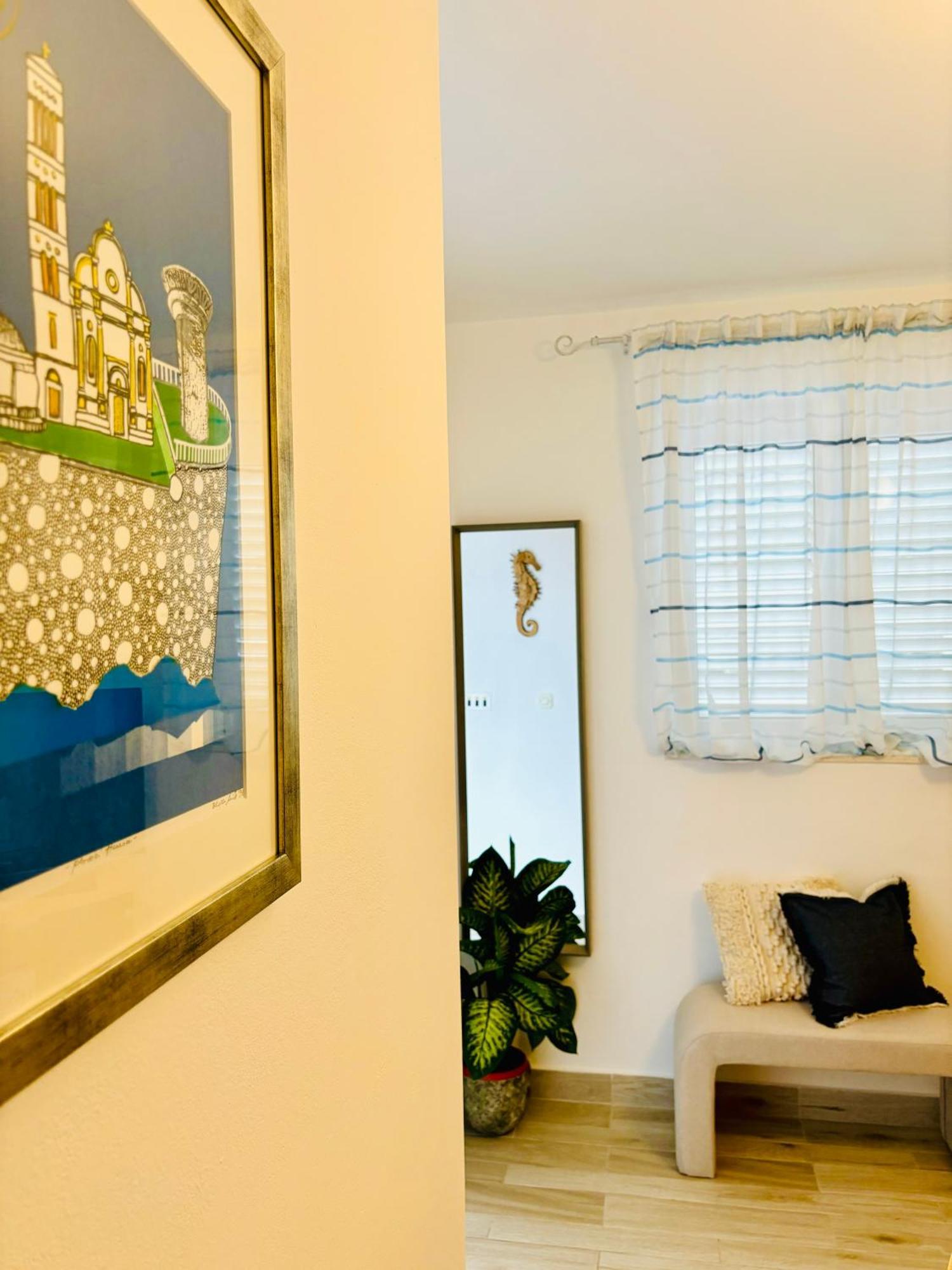 Apartment Sunny Elza 2 Đảo Hvar Ngoại thất bức ảnh